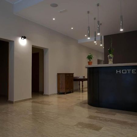 Onorati Hotel Priverno Dış mekan fotoğraf