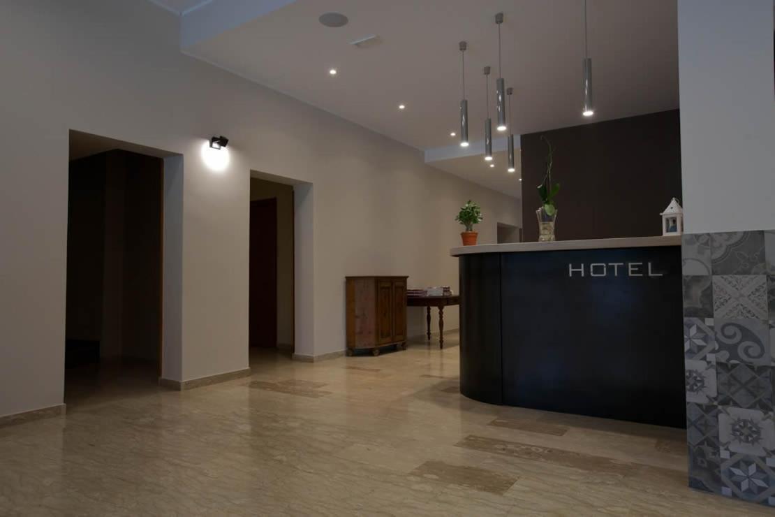 Onorati Hotel Priverno Dış mekan fotoğraf