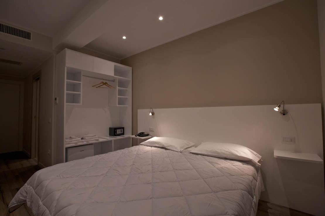 Onorati Hotel Priverno Dış mekan fotoğraf